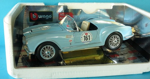 Burago lancia aurelia - 1/18,