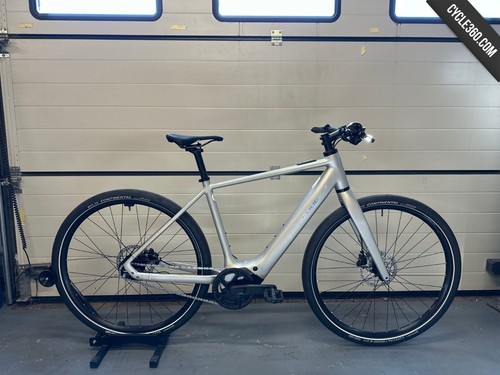 Nuovissima bicicletta ibrida - -,