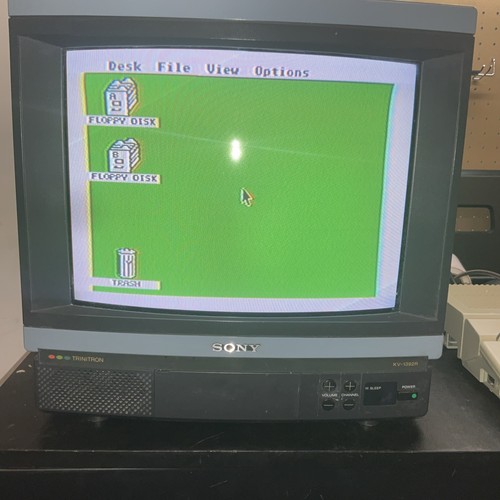 Vintage sony trinitron crt - sony,