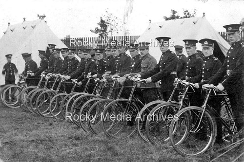 Gki soldiers group - soldiers, group,