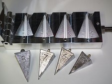 Stampo affondatore piramide