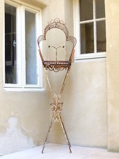 Grande antica gabbia per