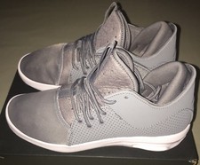 Scarpe da basket Jordan prima