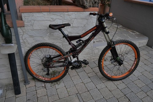 Mongoose boot downhill - mongoose,