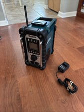 Makita XRM05 18V LXT® Radio