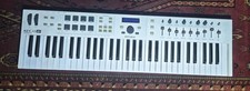 Arturia keylab essential - arturia,