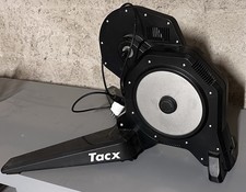 Rullo Smart Tacx Flux Model