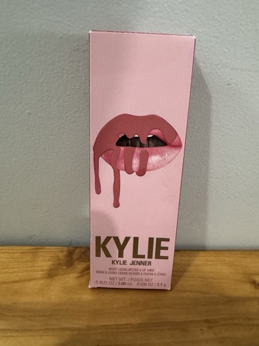 Kylie jenner velvet - kylie,
