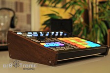 Native Instruments Machine MK1