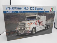 ITA3925 by 0 ITALERI FREIGHTLINER FLD 120 SPECIAL 1/24