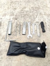 KIT ATTREZZI ORIGINALE PER SUZUKI UH 150 BURGMAN 2006 (e50163)