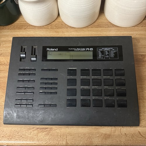 Roland human rhythm - r-8,