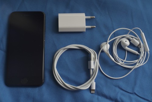 Iphone 128gb caricatore e - 128gb,