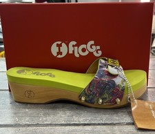 FLOGG Beech Leather and Wood