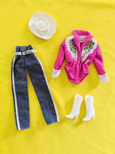Barbie vintage superstar