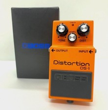 BOSS DS-1 Pedale Distorsione