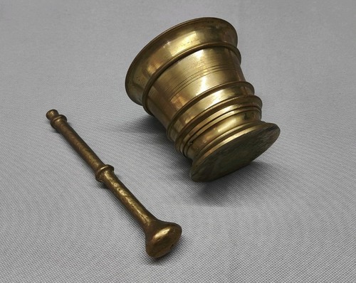 Antico mortaio bronzo con - antico,