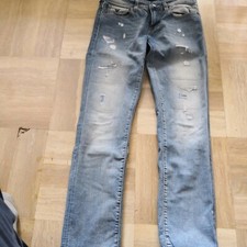 Jeans da ragazzo guess misura 29 usato come nuovo 