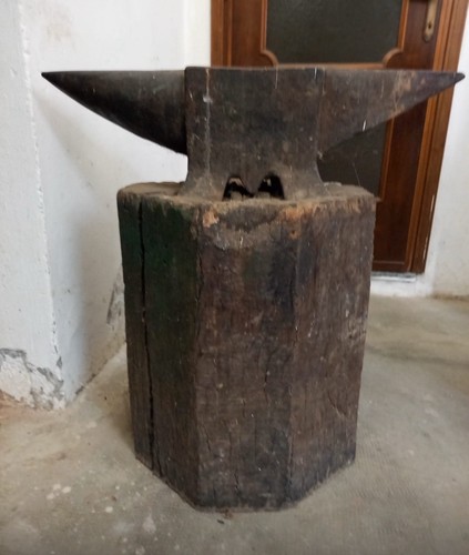 Grande incudine antica del - incudine,