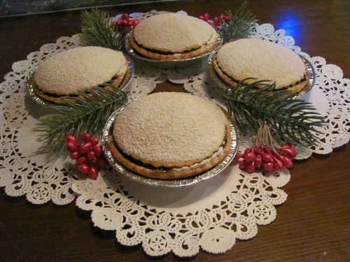 Torta finta artificiale fatta - ,