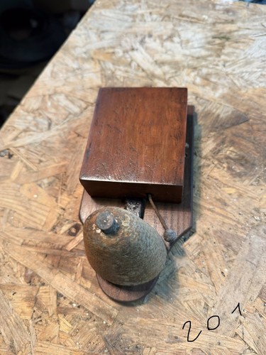 Antico campanello elettrico