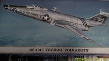 Hasegawa McDonnell Douglas RF-101C VOODOO POLKADOTS 1/72 raro