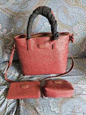 Thun borsa con foulard + portafogli + portatutto