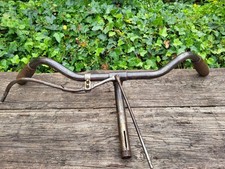 Manubrio bici con attacco e