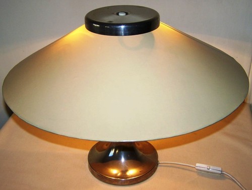 Grande vecchia lampada - grande, da