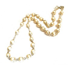 Collana di perle da donna