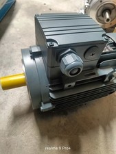 Motore Trifase Kw2.2 4poli B14