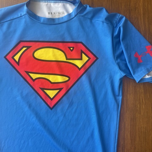 Under armour alter ego - under,