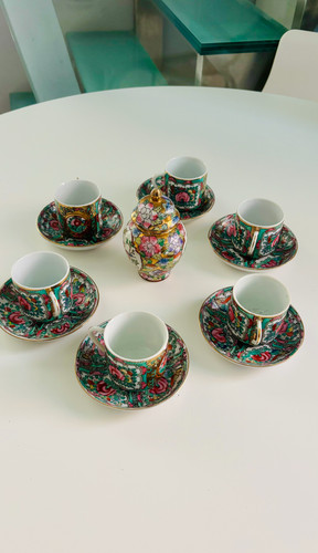Servizio caffè in - servizio,