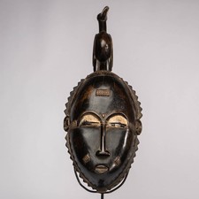 1028 YAURE MASK WITH BASE