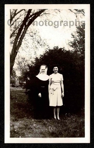 Nun habit con - nun,