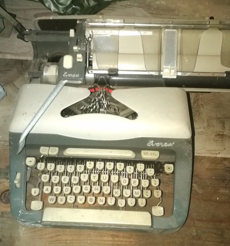 Macchina scrivere olivetti - macchina, da