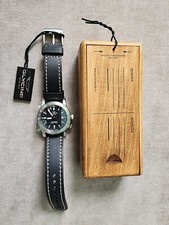 Glycine Airman GL0066 Wrist