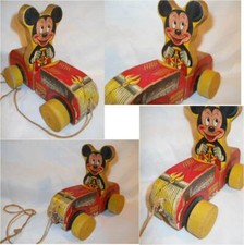 Maglione Pozzanghera Topolino anni 50 Fisher Price Tirante in Legno Giocattolo Disney n. FP 310