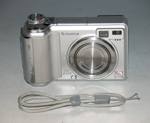 Fujifilm finepix series e550 - e,