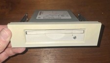 LETTORE IOMEGA ZIP DISK DRIVE ZIP750 750MB Z750ATAPI IDE 3.5" CON CADDY FLOPPY