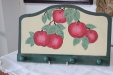 Porta salviette in legno da parete con mele Appendino vintage natura morta