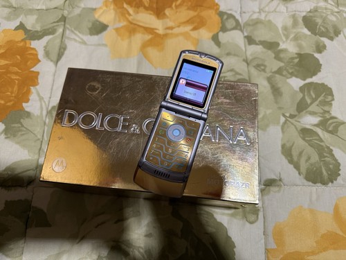 Motorola razr v3i - razr, dolce