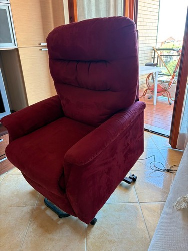 Poltrona alzapersona elettrica - poltrona,