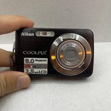 Nikon Coolpix S210 FOTOCAMERA NON TESTATA SENZA BATTERIA