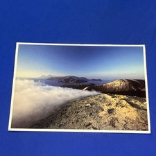 EOLIE ISOLA DI VULCANO SFONDO LIPARI E SALINA CARTOLINA A COLORI
