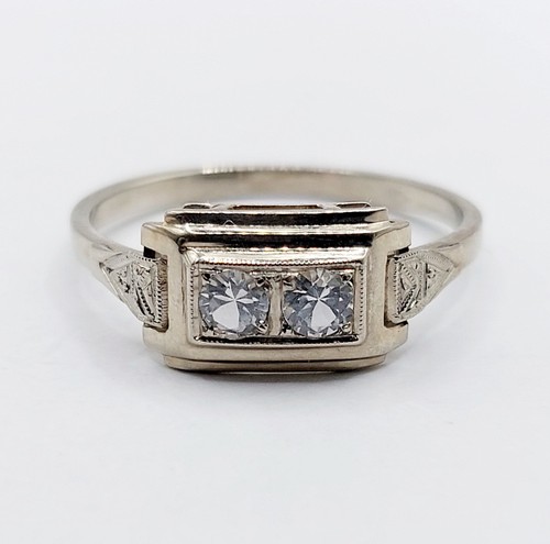 Anello serbatoio art deco oro