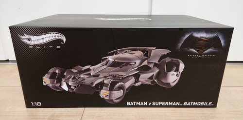Batman superman batmobile - v,