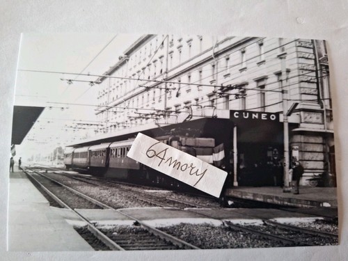 Fotografia stazione cuneo - stazione,