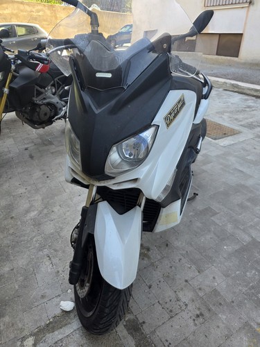 Xmax 250 2011 - xmax,