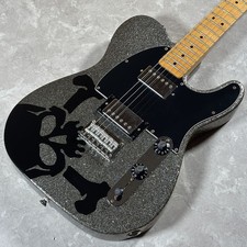Squier by Fender Haruna